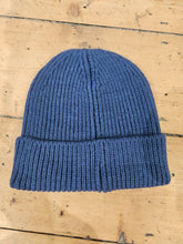 Load image into Gallery viewer, Blue knitted beanie