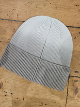 Load image into Gallery viewer, Dip Dye Beanie by The Wave Project - available in 2 colours