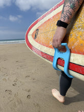 Load image into Gallery viewer, Surf Claw – Surfboard Carry Handle | Easy Grip Surfboard Holder