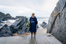 Load image into Gallery viewer, The Wave Project Limited Edition Dryrobe
